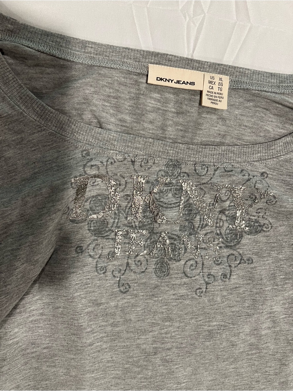 DNKY Jeans Women Long Sleeve Tee - Picture 2 of 4